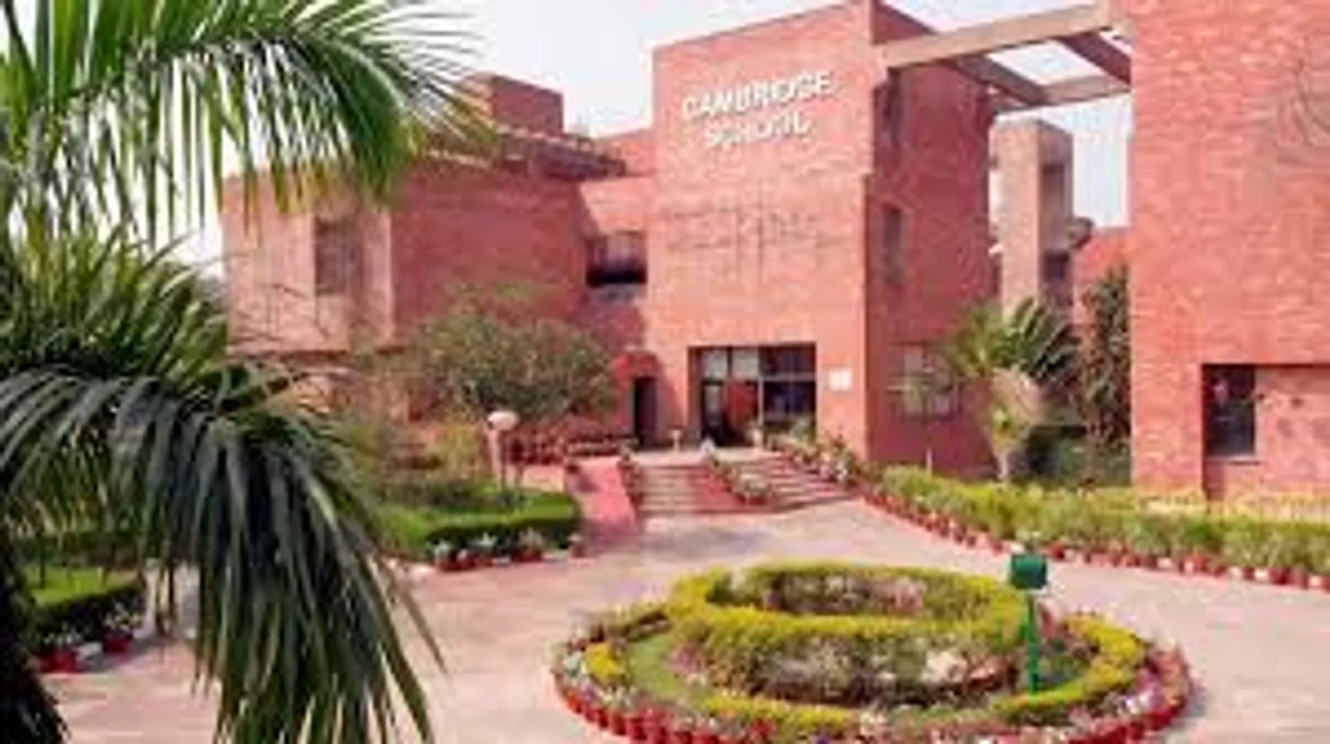 Cambridge School campus