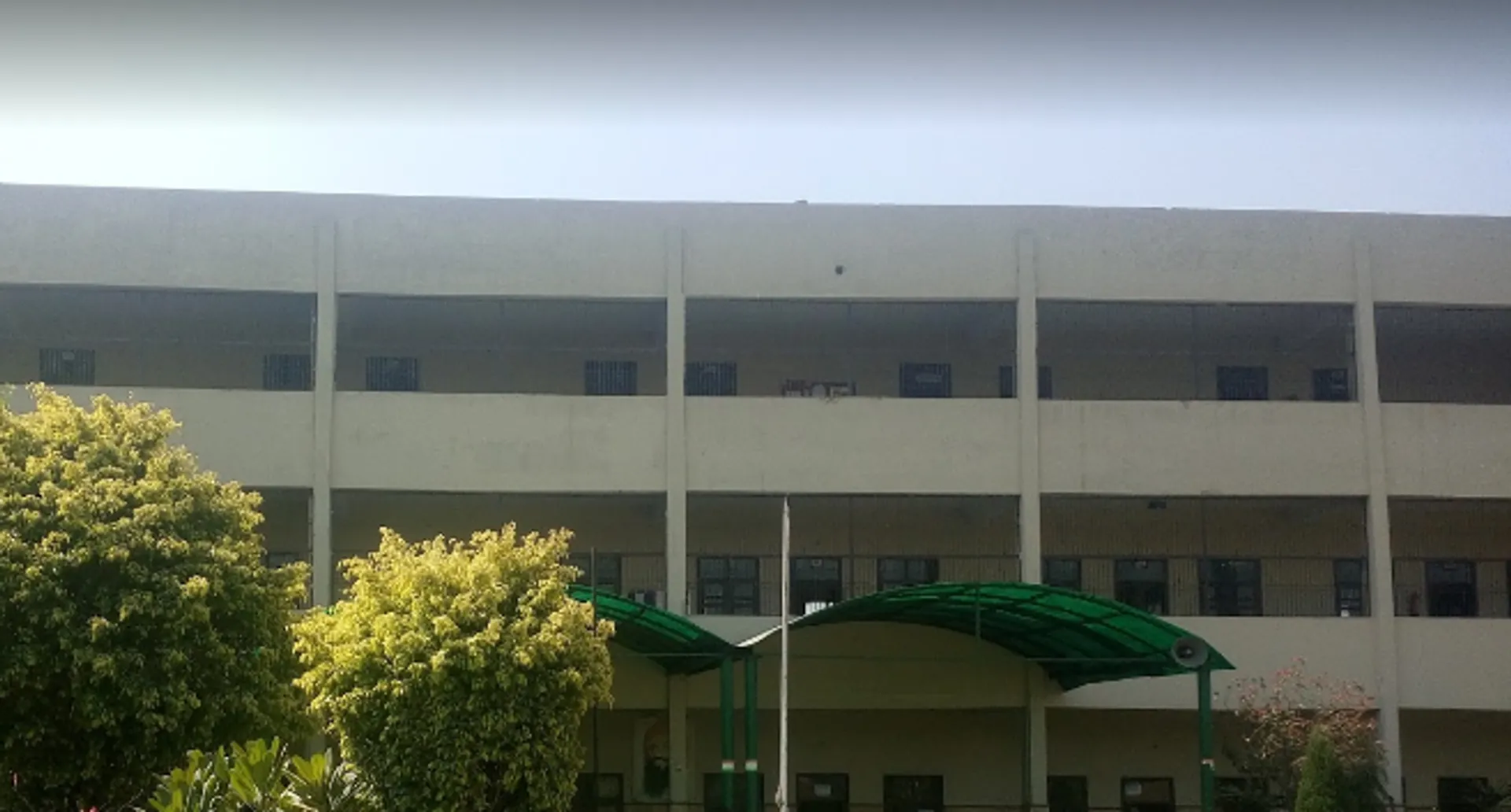 Das Universal Academy campus