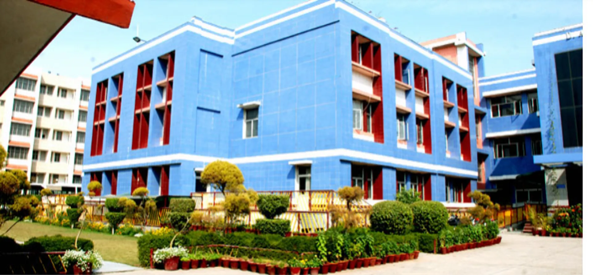 DAV Public School campus