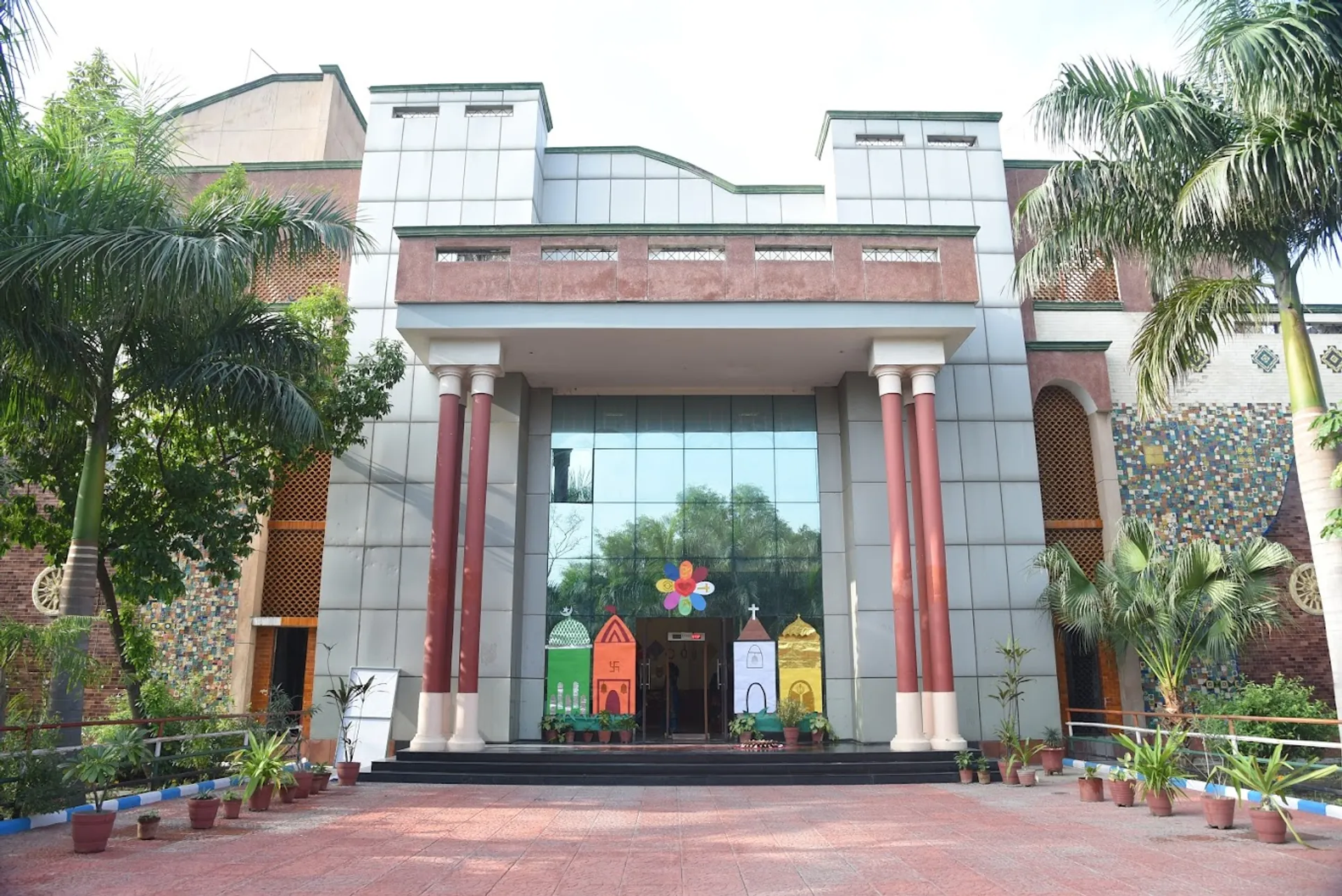 Dolphin Kids School campus