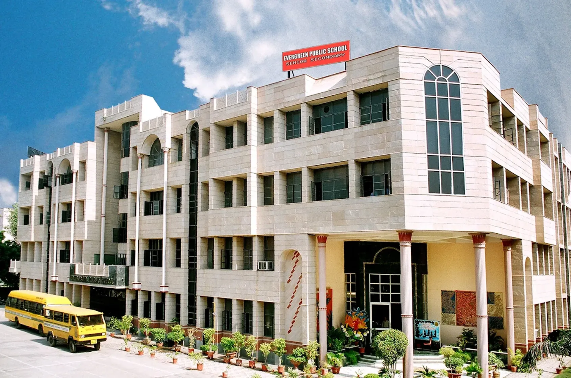 Evergreen Public School campus