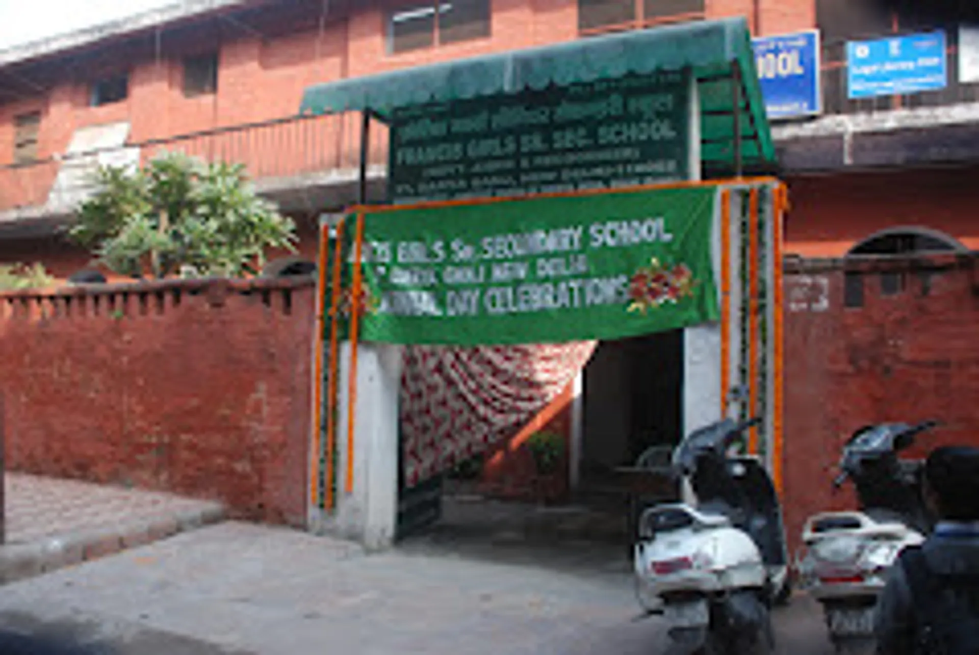 Francis Girls' Senior Secondary School campus