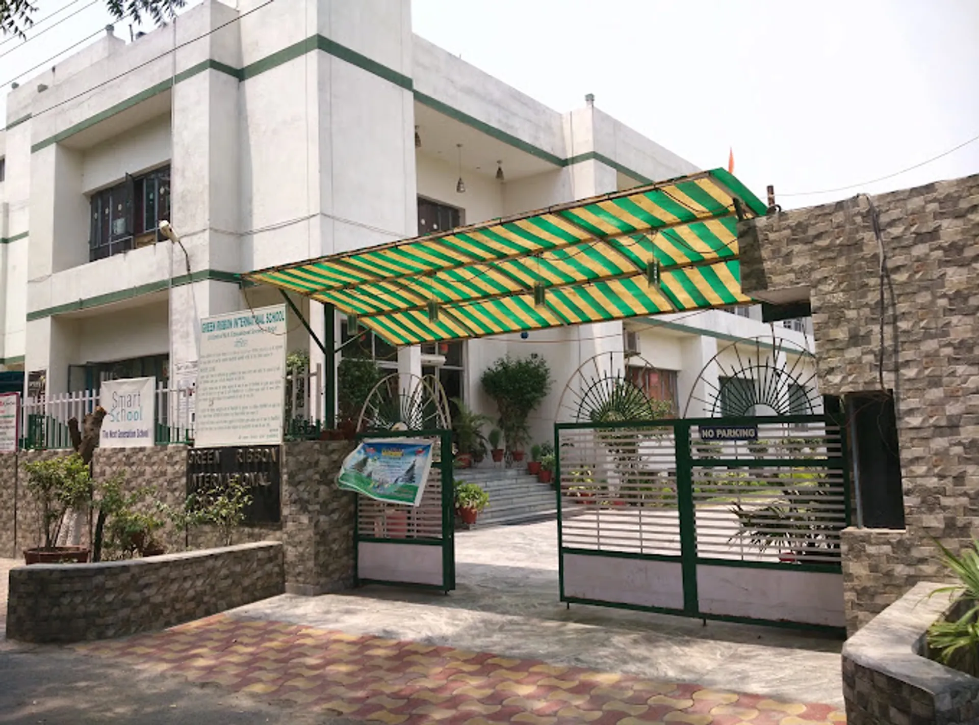 Green Ribbon International School campus