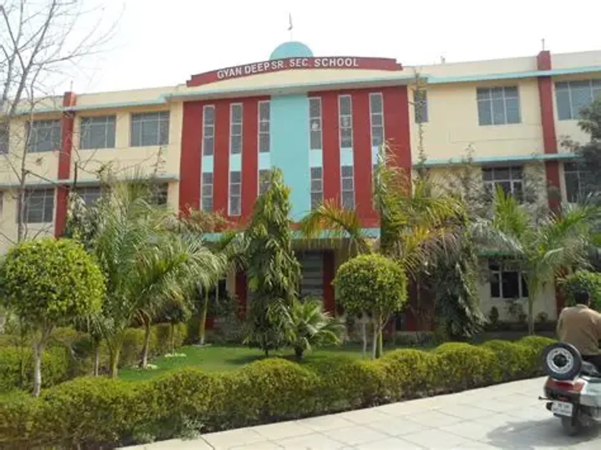 Gyan Deep Middle School campus
