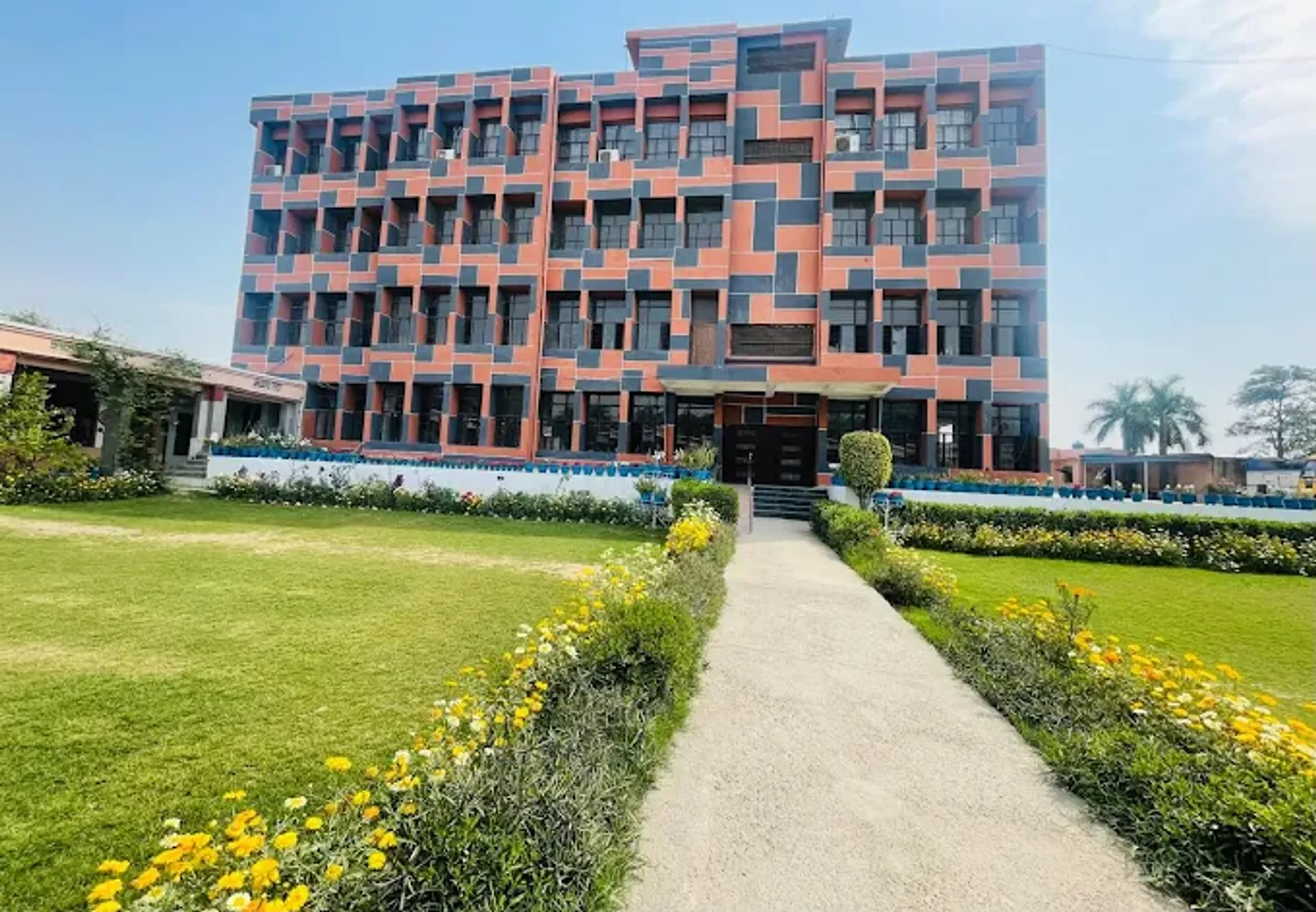 Pioneer Convent Senior Secondary School campus