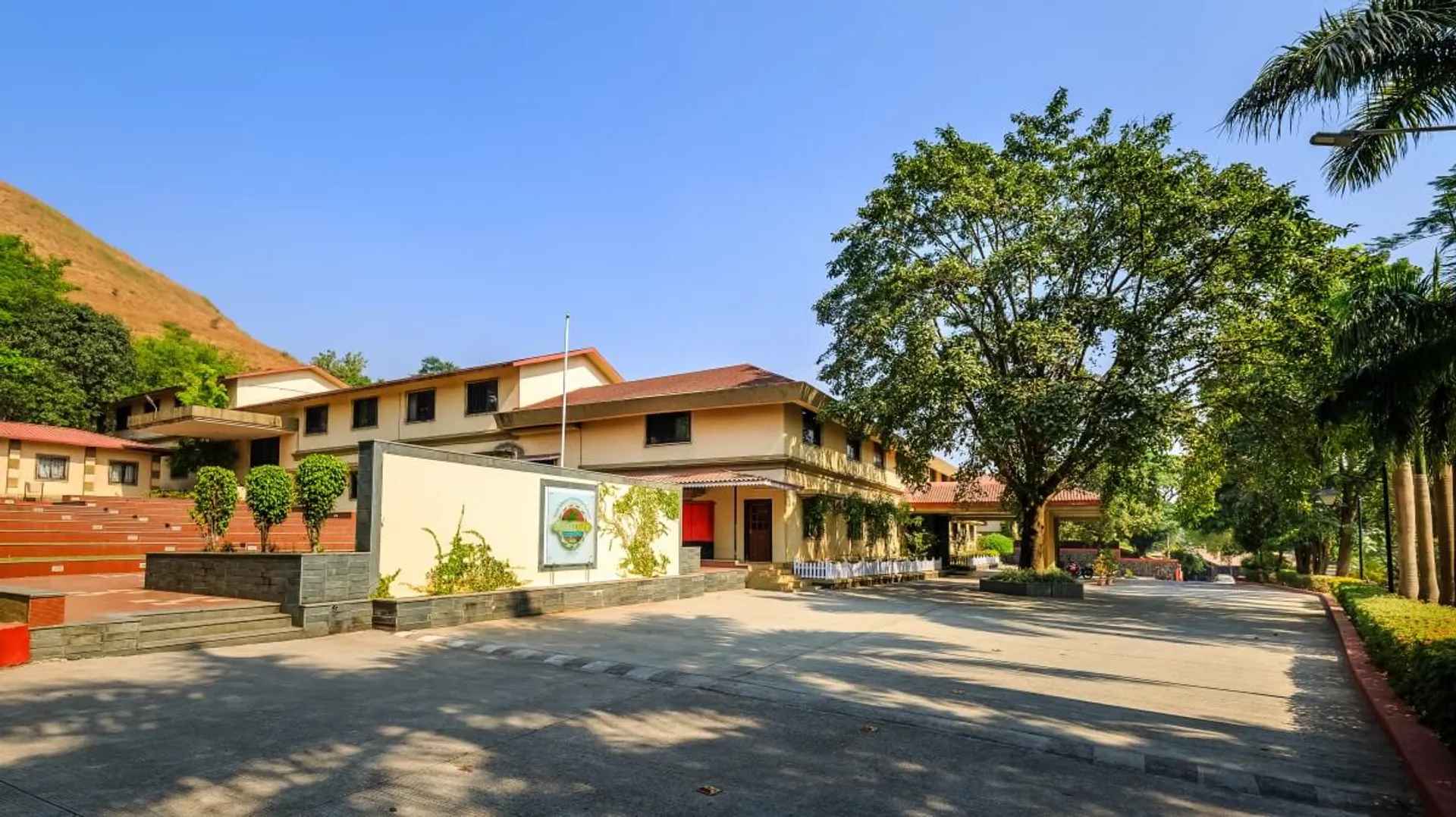 RiverDale International School
