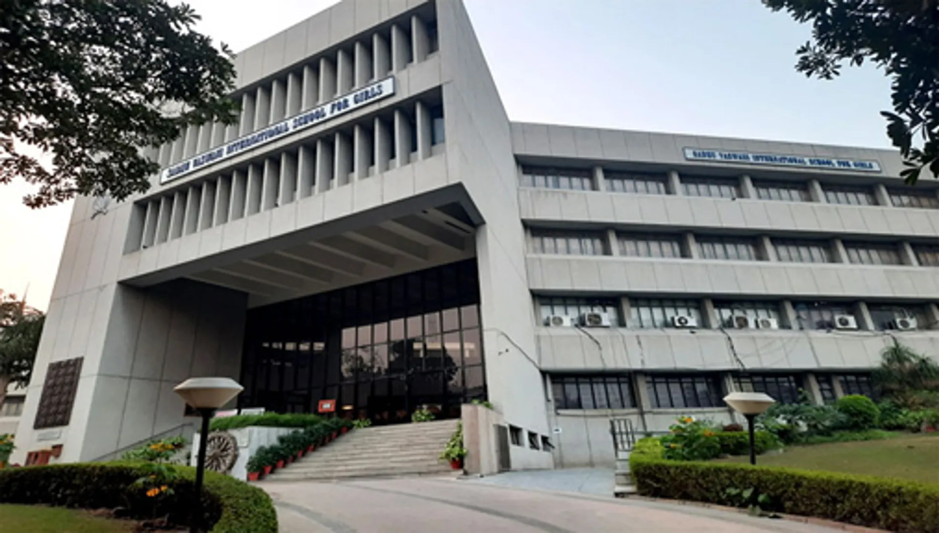 Sadhu Vaswani International School For Girls campus