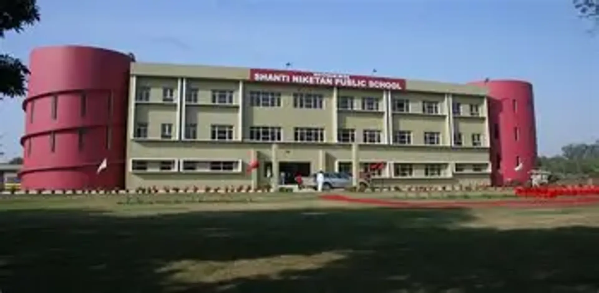 Shanti Niketan Public School campus
