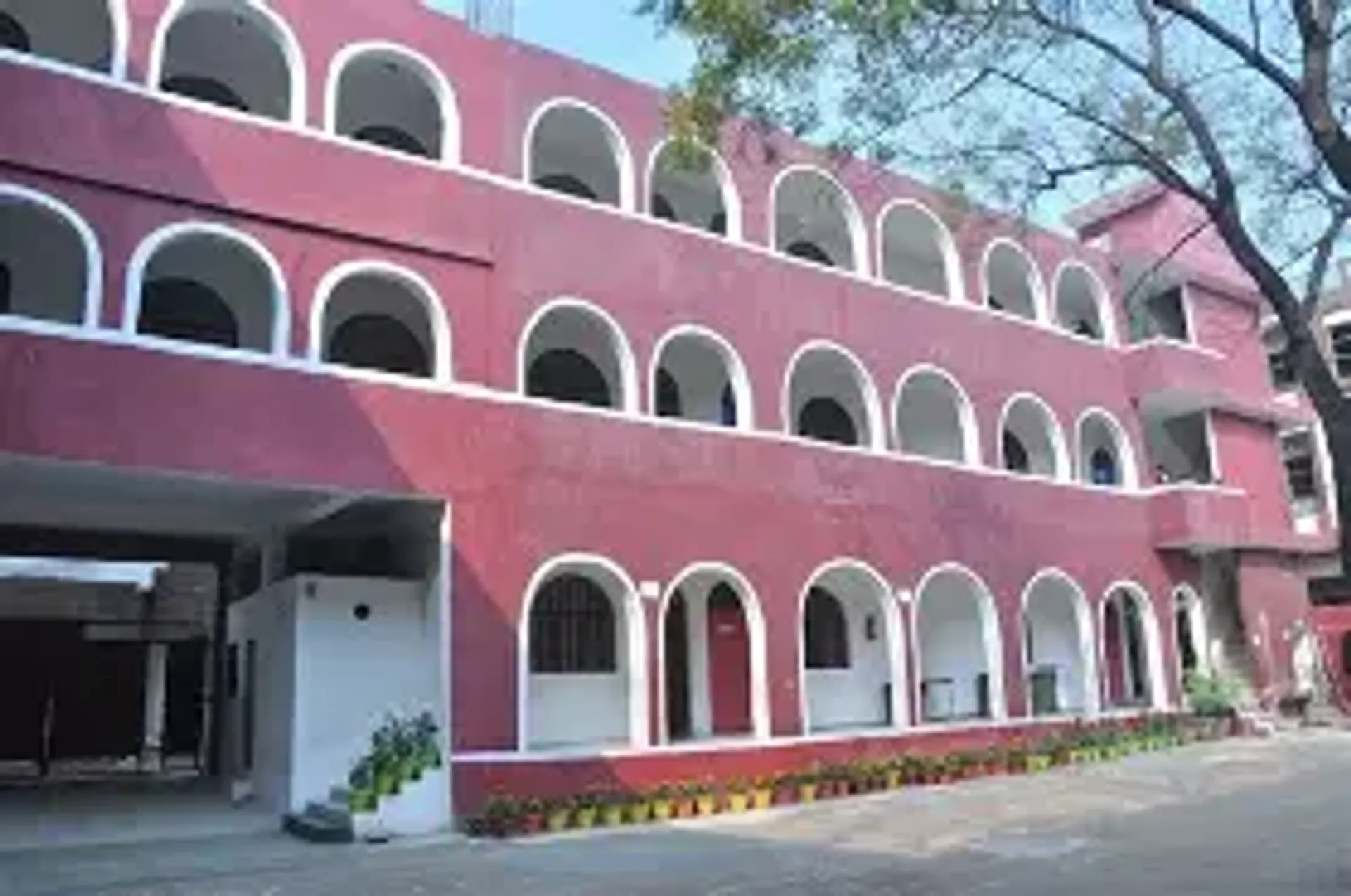 Shivani Public Senior Secondary School campus