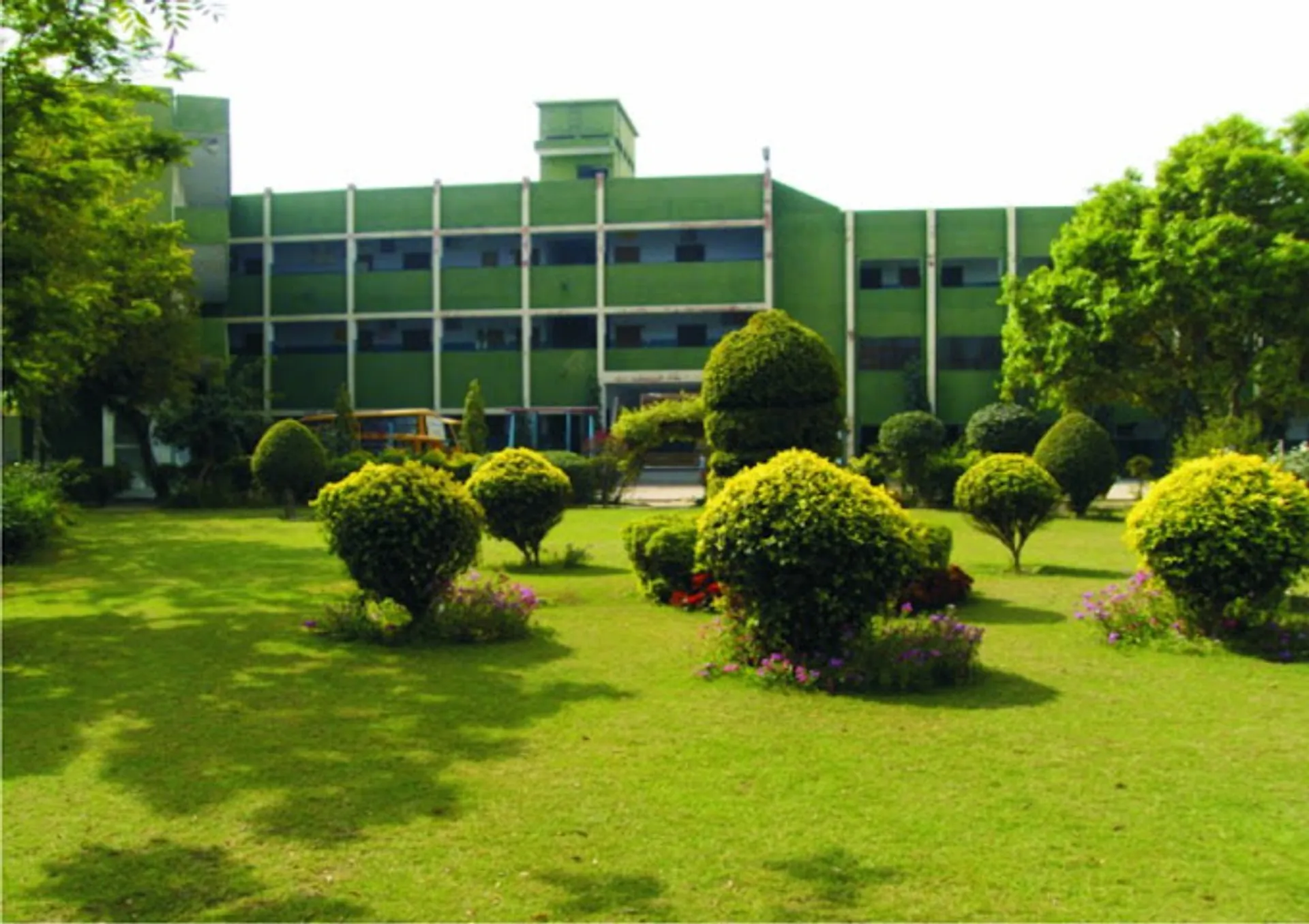 Shri Ram Modern Sr. Sec. School