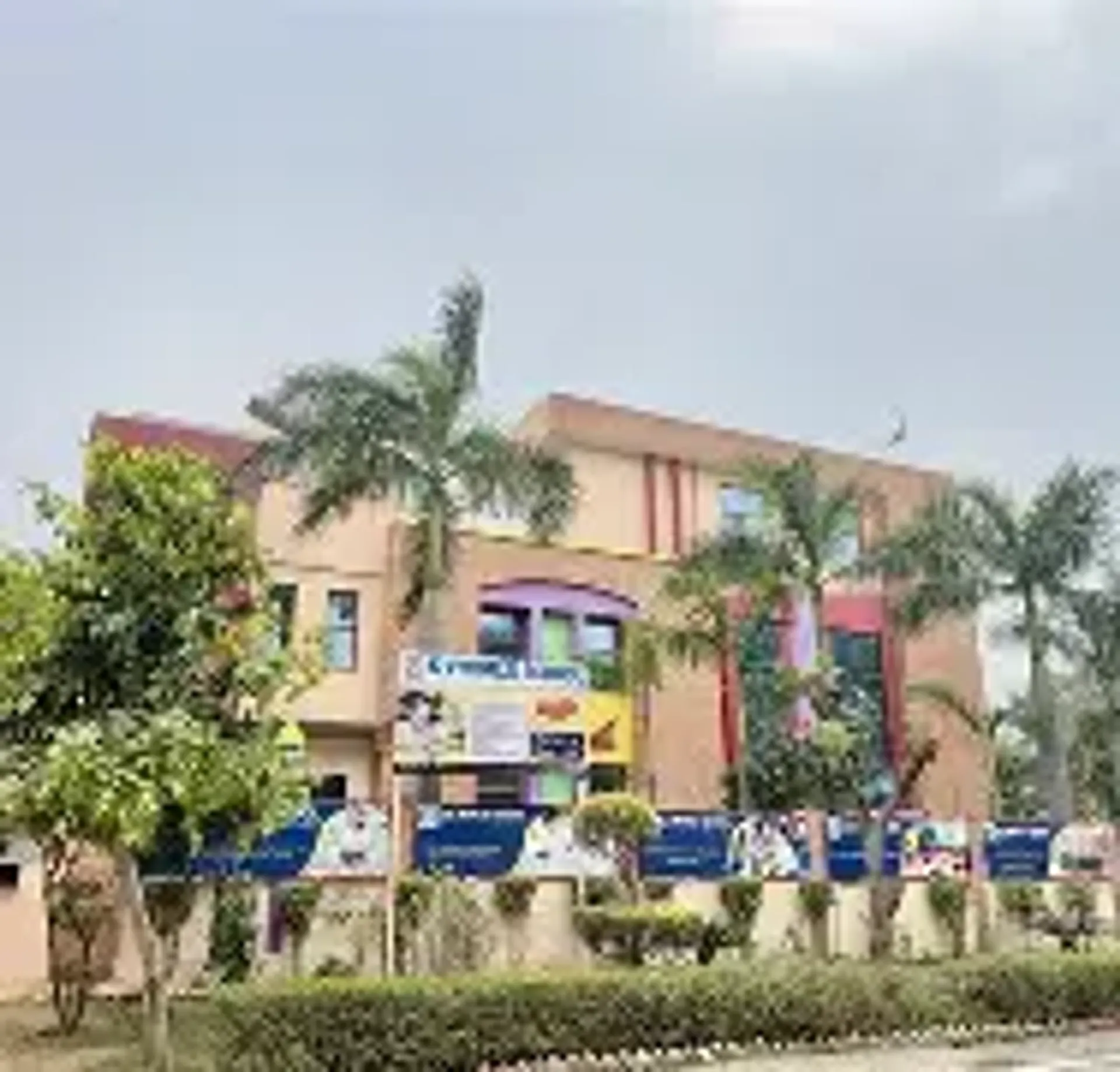 Sophiya Public Junior High School campus