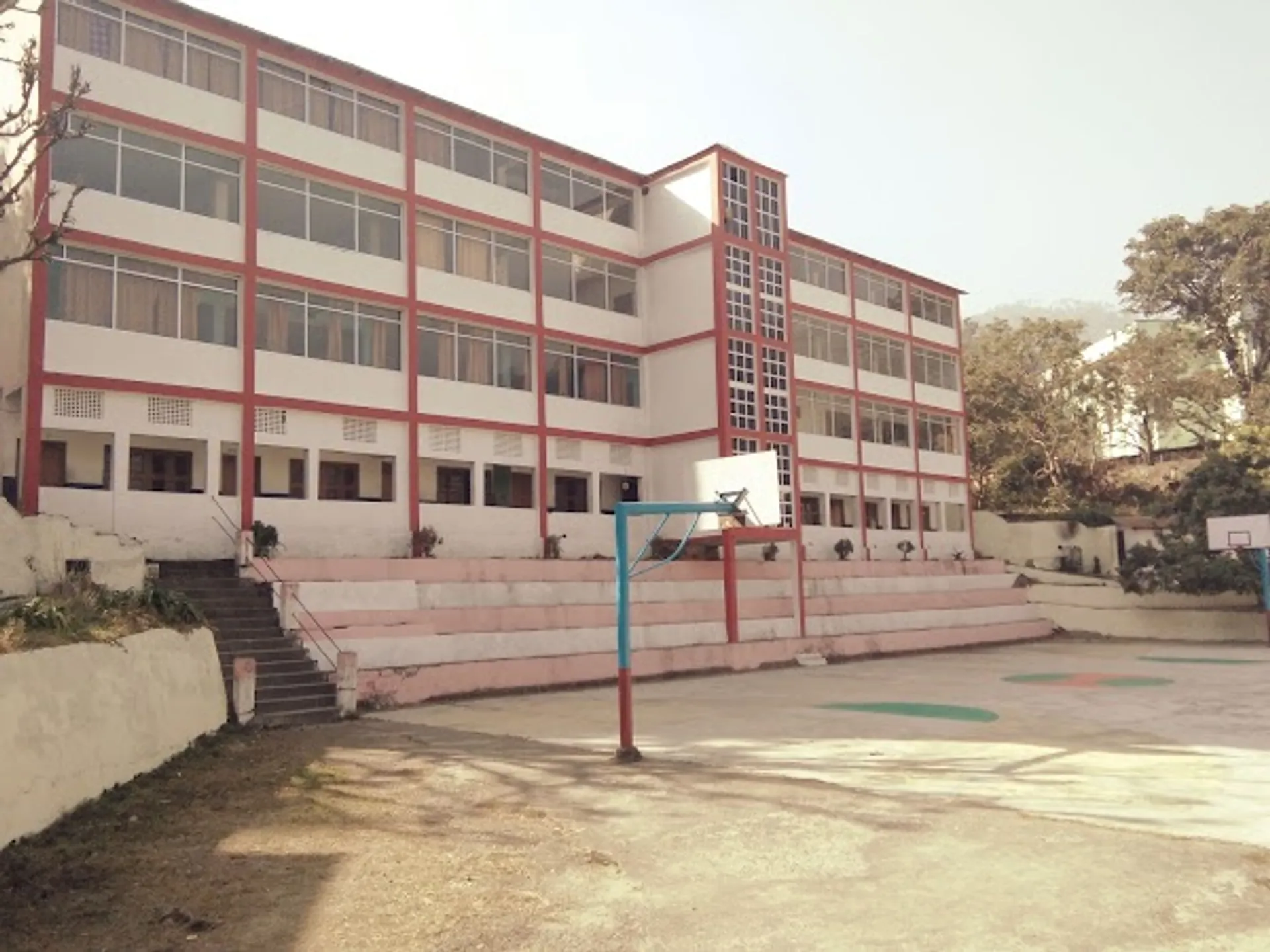 South Point School