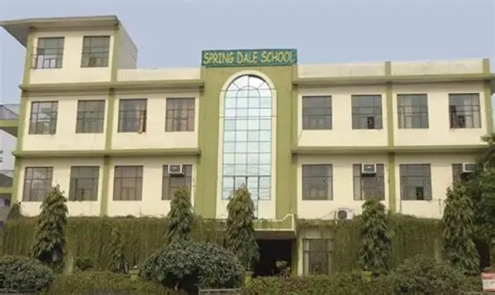 Spring Dales Public School campus
