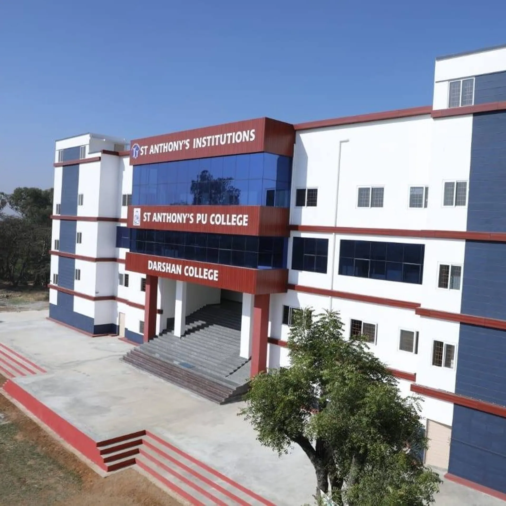 St. Anthony's PU College
