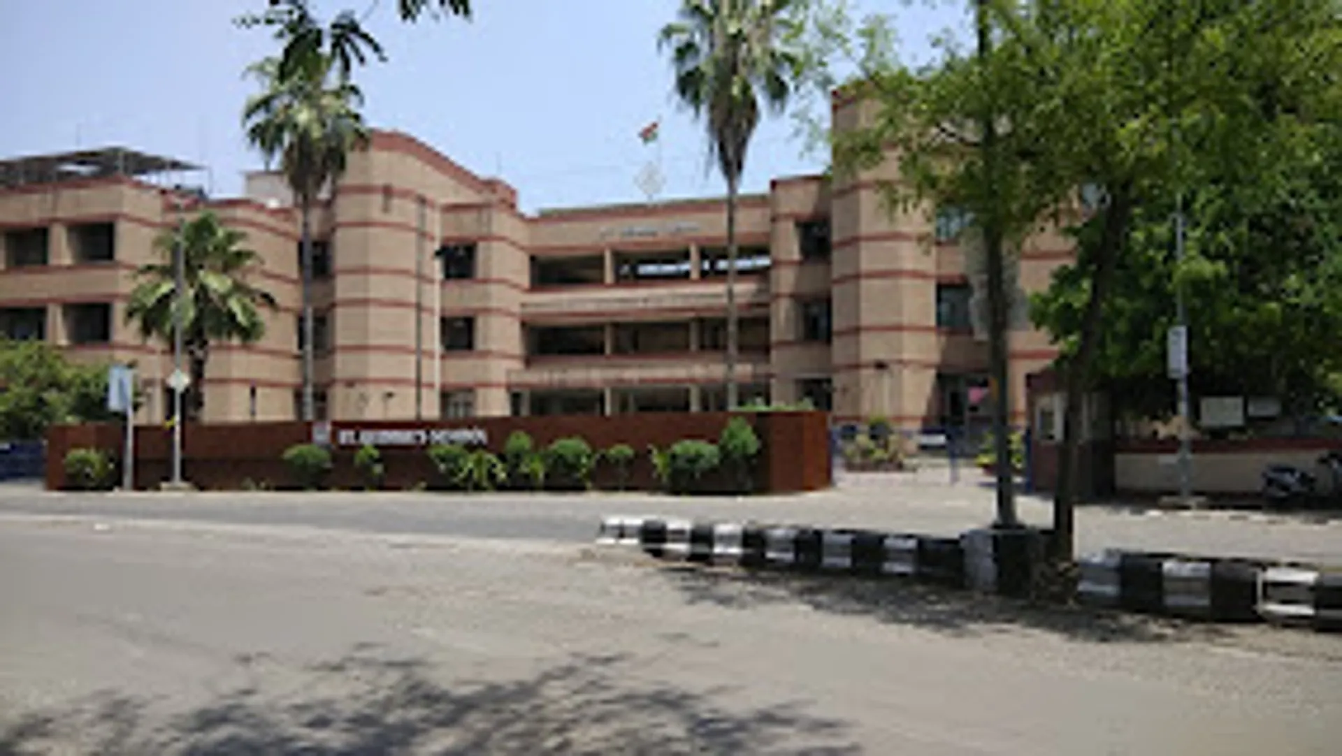 St. George's School campus