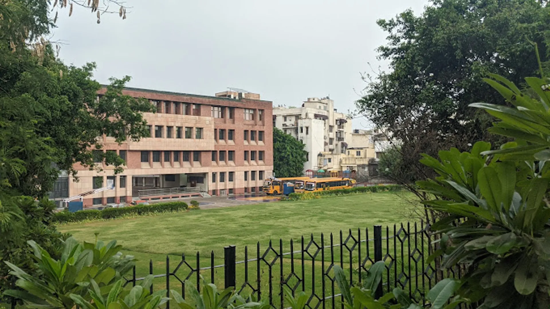 St. Paul's School campus