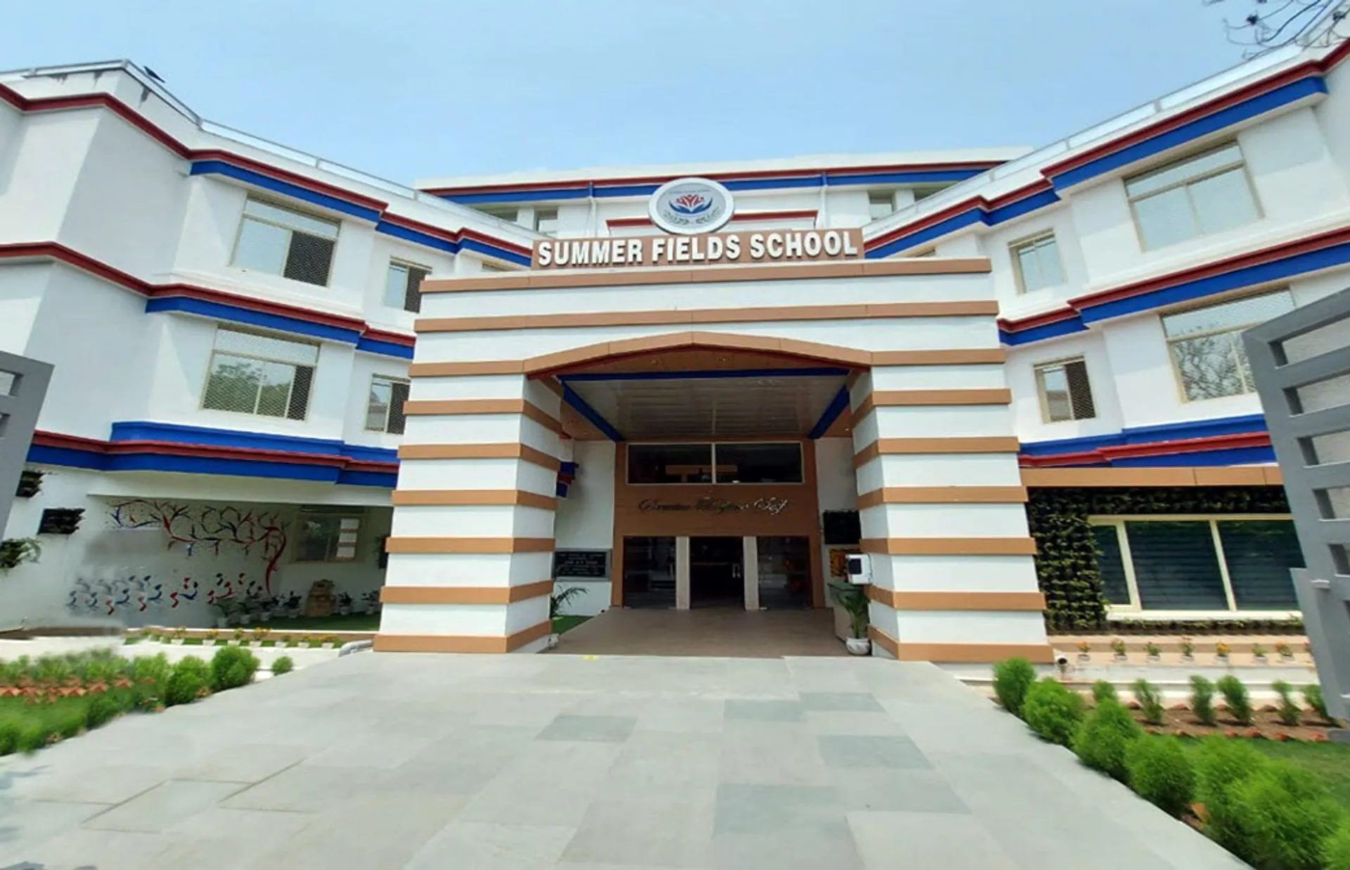 Summer Fields School campus