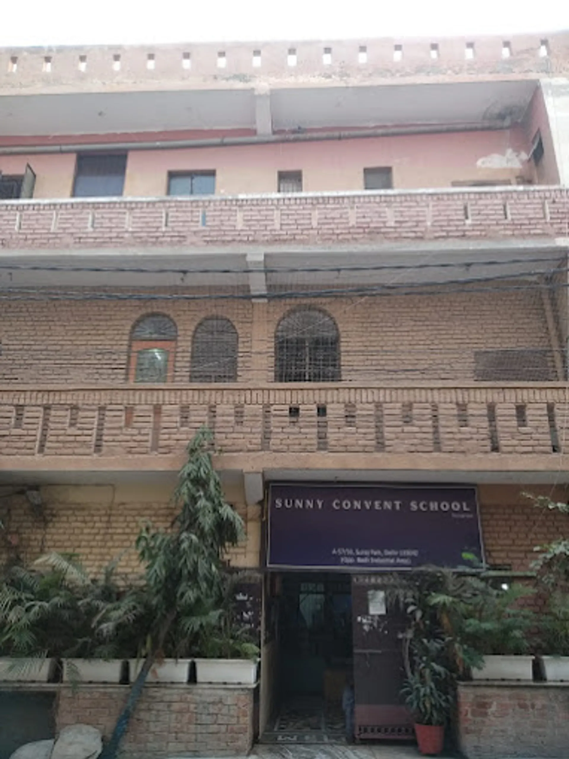 Sunny Convent School campus