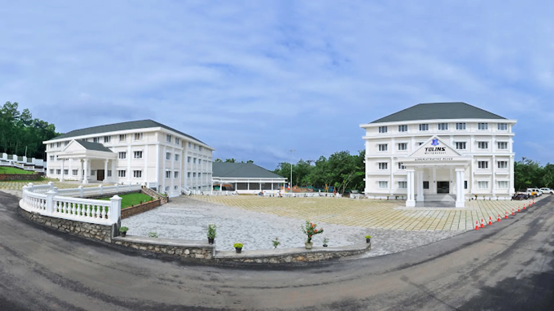 Tolins World School