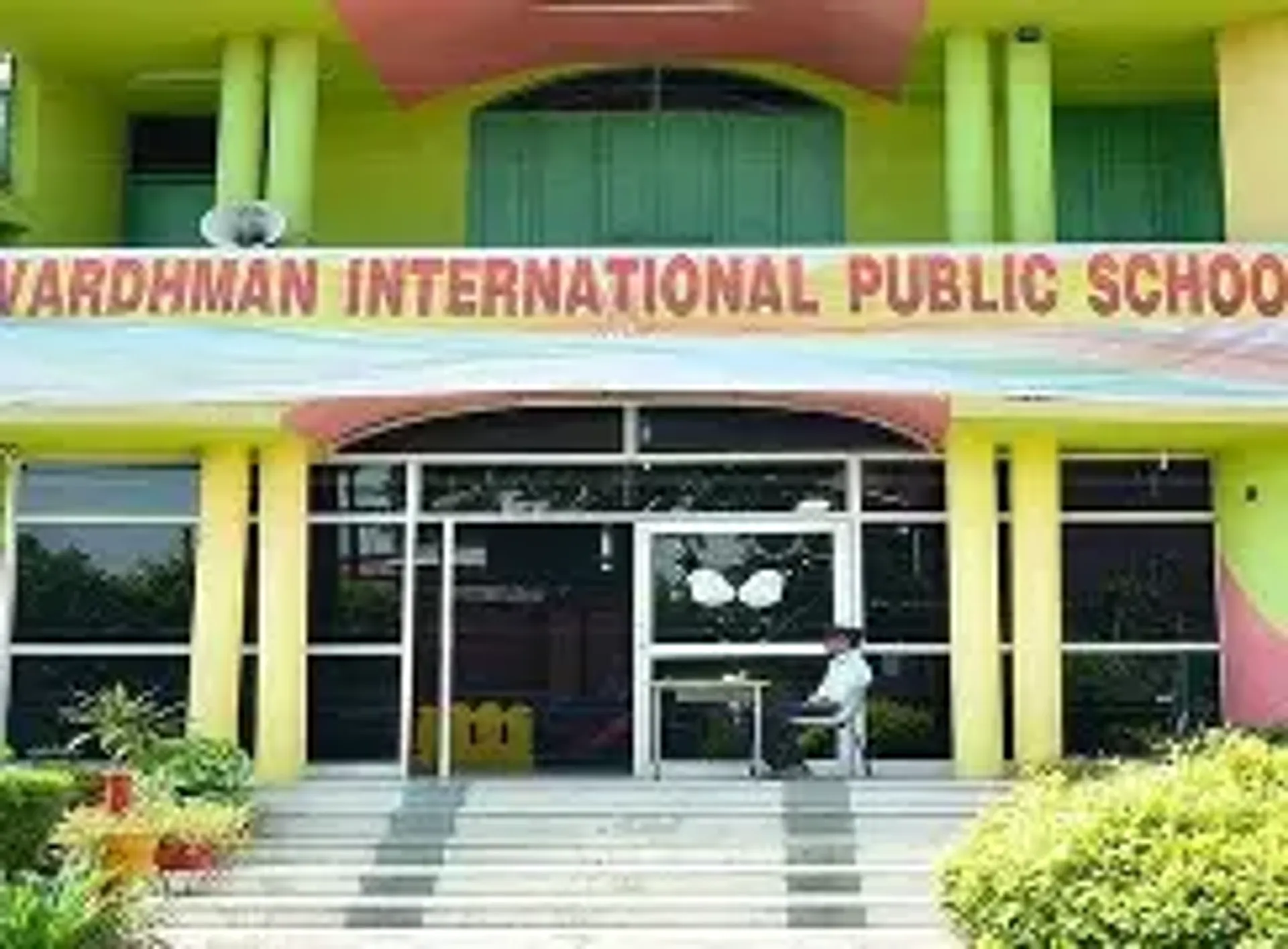 Vardhman International Public School campus