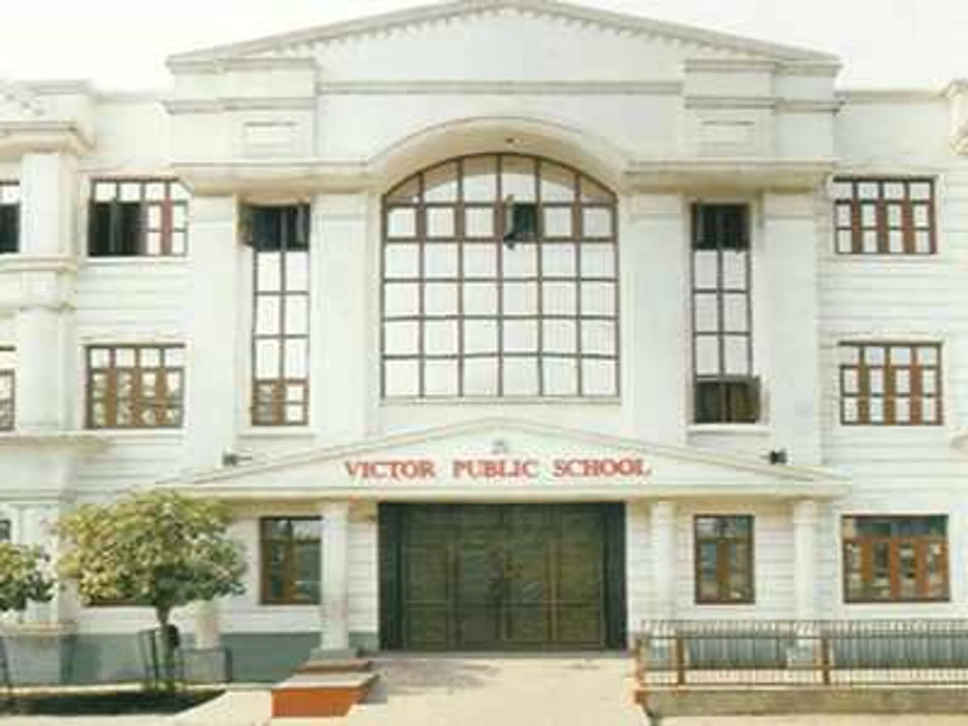 Victor Public School campus