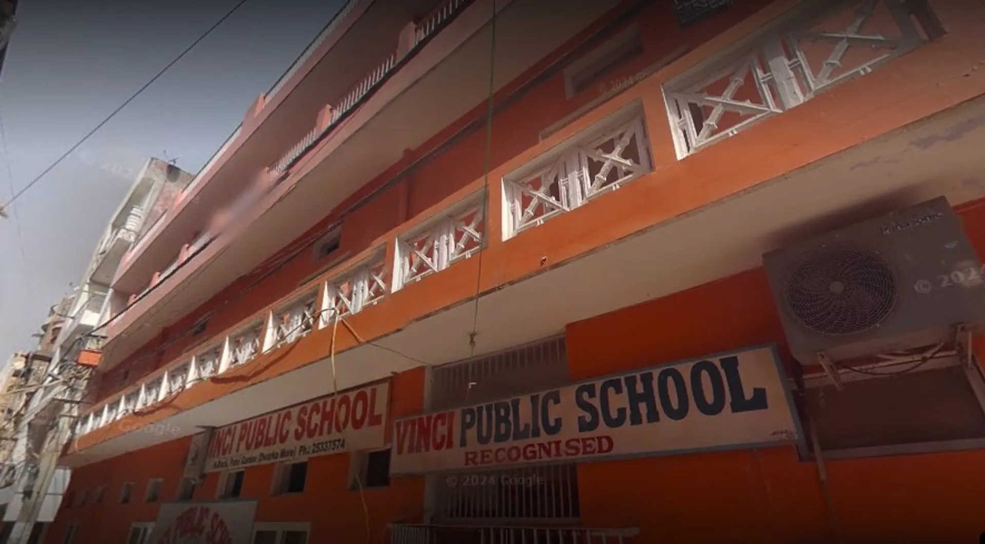 Vinci Public School campus