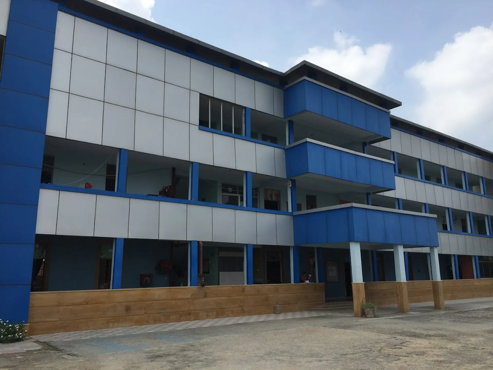 Zigyasa Senior Secondary School campus