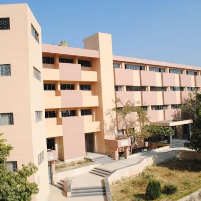 CSKM Public School logo