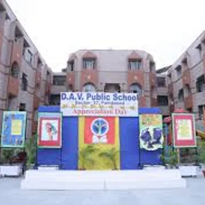 Delhi Public School logo
